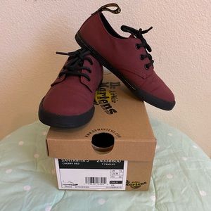 Dr. Martens Kids Santanita Cherry Red AW004 shoes size 1.
